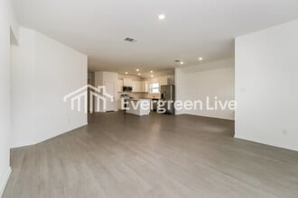 1124 Nesting Bird Dr in Georgetown, TX - Building Photo - Building Photo