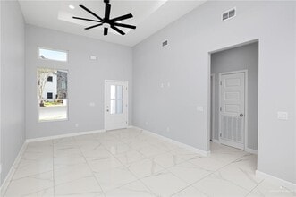 12 N 5th St in McAllen, TX - Building Photo - Building Photo