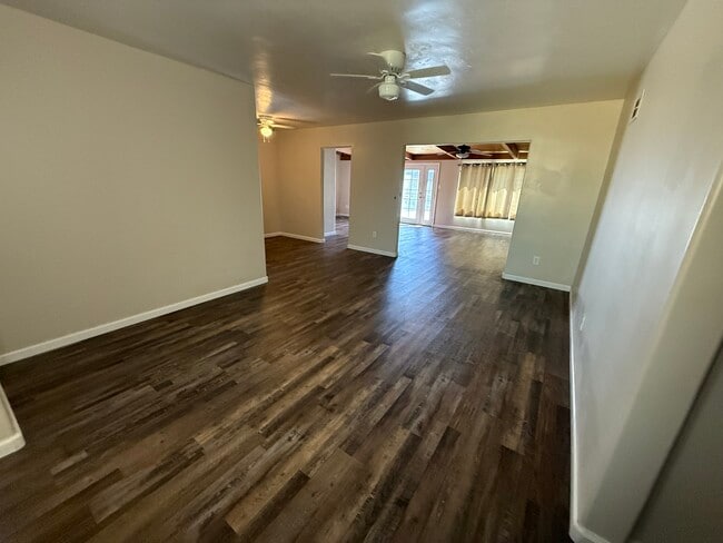 6585 Delbarton St in San Diego, CA - Building Photo - Building Photo