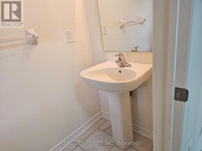 5 Heather Fullerton Ave in Georgina, ON - Building Photo - Building Photo