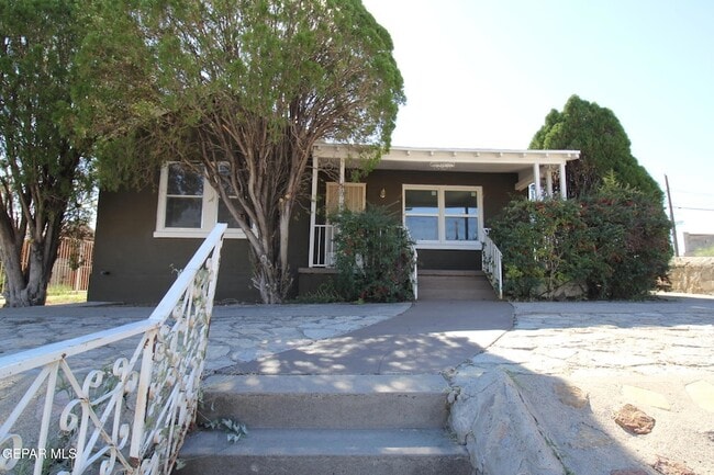 property at 3200 Richmond Ave