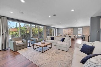 640 NE 17th Way in Fort Lauderdale, FL - Building Photo - Building Photo