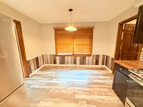 613 Covered Bridge Rd in Greenwood, IN - Building Photo - Building Photo