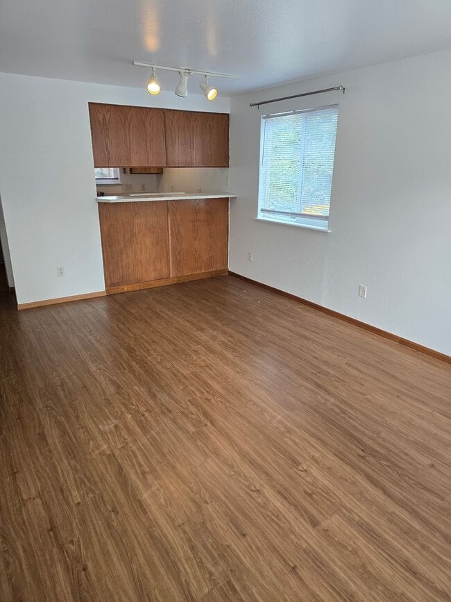property at 1610 Lincoln St