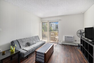 4110 Hale Pkwy in Denver, CO - Building Photo - Building Photo