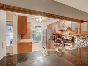 1123 Thayer St in Safety Harbor, FL - Building Photo - Building Photo