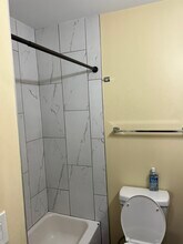 6 Chandler Ave, Unit 1 in Taunton, MA - Building Photo - Building Photo