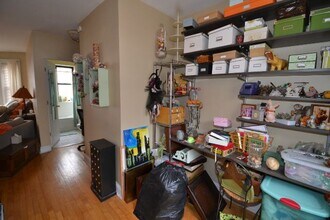 3843 N Greenview Ave, Unit 2 in Chicago, IL - Foto de edificio - Building Photo