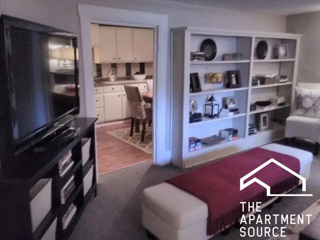 property at 2527 N Orchard St