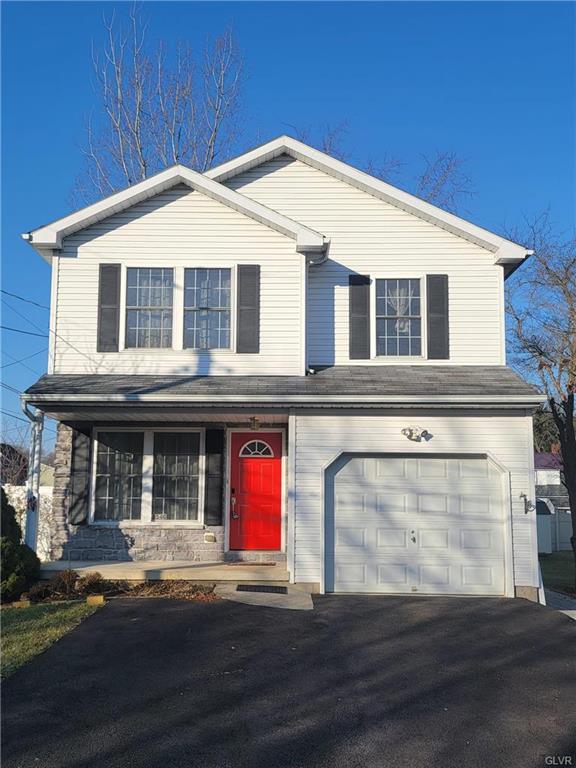 property at 1540 Ravena St