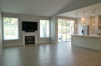 238 Strada Fortuna in Palm Desert, CA - Building Photo - Building Photo