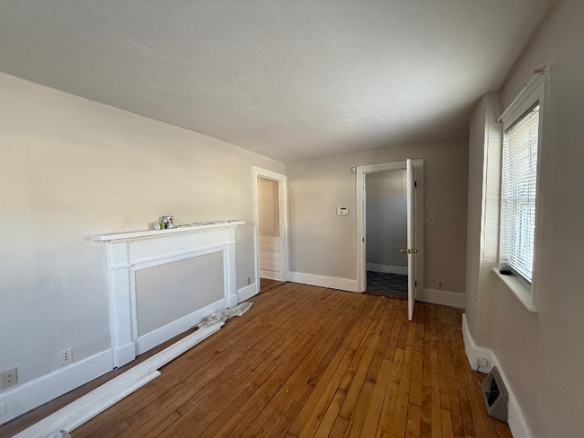 1988 Centre St, Unit 1 in Boston, MA - Building Photo - Building Photo