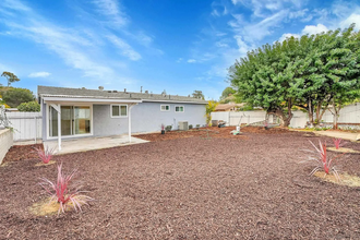 4922 Tierra Baja Way in San Diego, CA - Building Photo - Building Photo