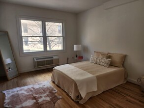 204 Grand St in Hoboken, NJ - Building Photo - Building Photo