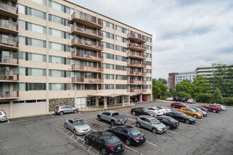 The Palazzo in Arlington, VA - Building Photo - Building Photo