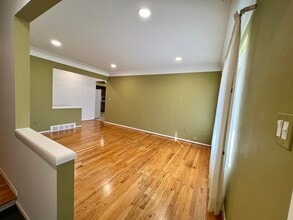 30541 McGrath Dr in Warren, MI - Building Photo - Building Photo