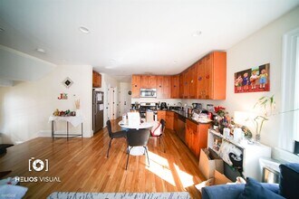 84 Linden St-Unit -# 1 in Boston, MA - Building Photo - Building Photo