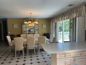 215 Leon Rd in Southold, NY - Building Photo - Building Photo