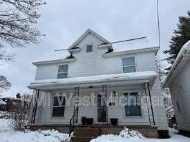 1317 Morgan St NW in Grand Rapids, MI - Building Photo