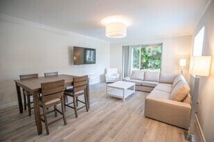 11765 St Andrews Place in Wellington, FL - Building Photo