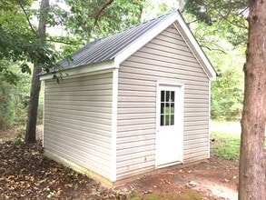 3066 Philpott Rd in South Boston, VA - Building Photo - Building Photo