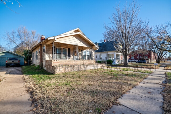 806 N Faulkner St in Wichita, KS - Building Photo - Building Photo