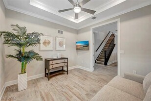 9574 Everglades Dr in Naples, FL - Building Photo