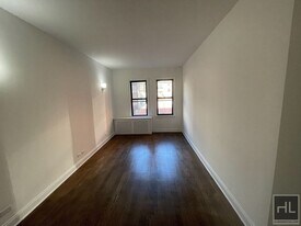 WEST 22 STREET, Unit 7H in New York, NY - Building Photo