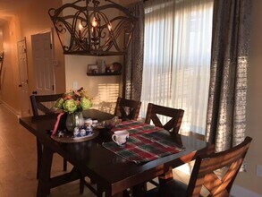 322 Weeping Willow Way in Charleston, SC - Building Photo - Building Photo