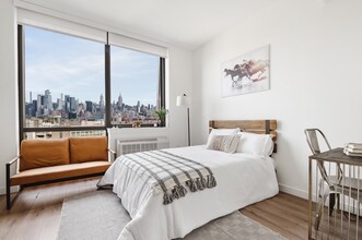 CMPND Luxury Apartments in Jersey City, NJ - Building Photo - Building Photo