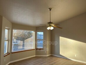 3535 Spring Creek Dr in Idaho Falls, ID - Building Photo - Building Photo