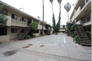 Woodlark Residences in Los Angeles, CA - Foto de edificio - Building Photo