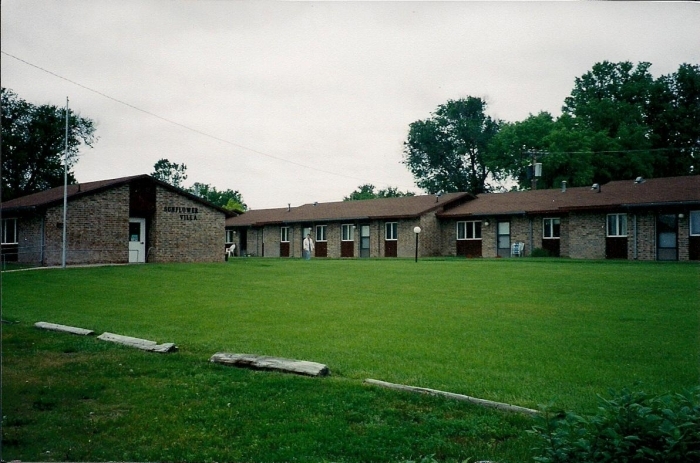 Sunflower Villa in Herndon, KS - Building Photo