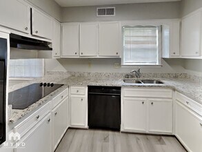 4797 Yale Rd in Memphis, TN - Building Photo - Building Photo
