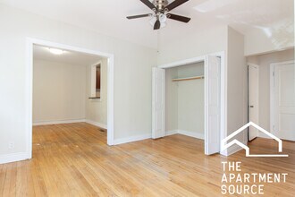 732 W Roscoe St in Chicago, IL - Building Photo - Building Photo
