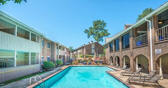 The Woodlands - Tyler