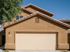 898 W Calle Arroyo Norte in Green Valley, AZ - Building Photo