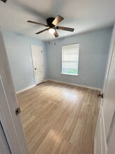 2441 Hebert Dr in La Place, LA - Building Photo - Building Photo