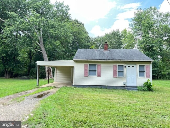 4149 Barrett Pl in Indian Head, MD - Foto de edificio - Building Photo