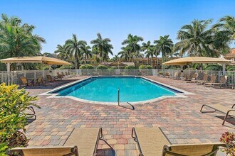 150 Lismore Ln in Jupiter, FL - Building Photo - Building Photo