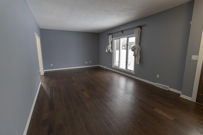 4500 W Bridgewood Dr in Columbia, MO - Building Photo - Building Photo