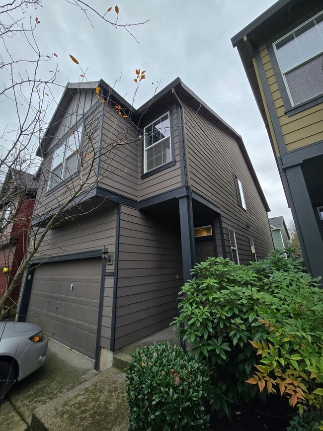 property at 244 NW Glencory St