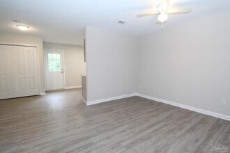9018 Bowman Ave in Pensacola, FL - Building Photo - Building Photo