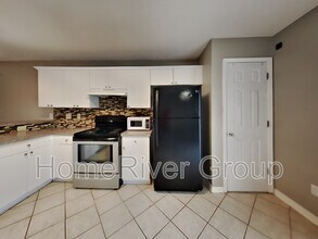 352 Apple Dr in Crestview, FL - Building Photo - Building Photo