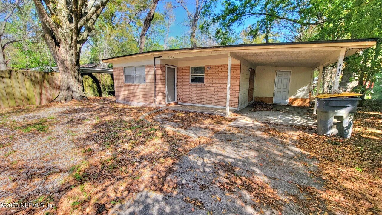 3319 Hunt St in Jacksonville, FL - Building Photo
