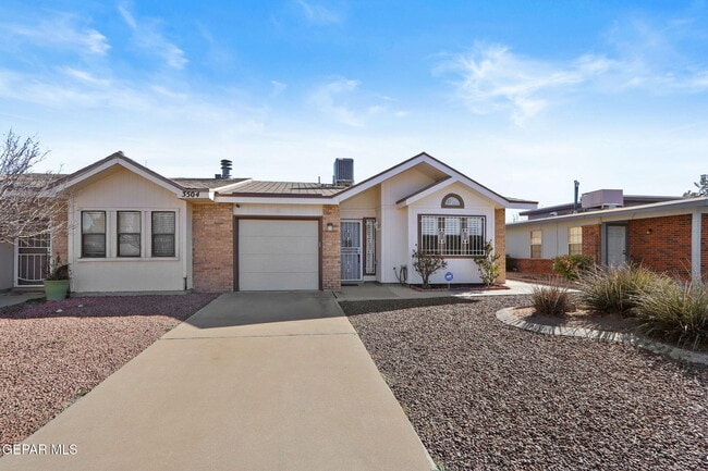 3504 Blue Grove Ln in El Paso, TX - Building Photo - Building Photo