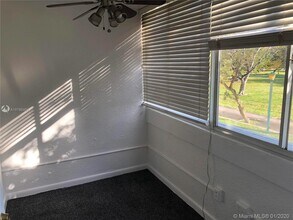 269 NW 7th St-Unit -219 in Miami, FL - Building Photo - Building Photo