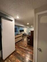 5034 SW Vesta St in Portland, OR - Building Photo - Building Photo