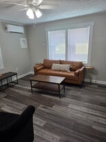 138 Spring St in Greer, SC - Building Photo