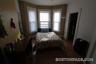 35 Brookline St in Cambridge, MA - Building Photo - Building Photo